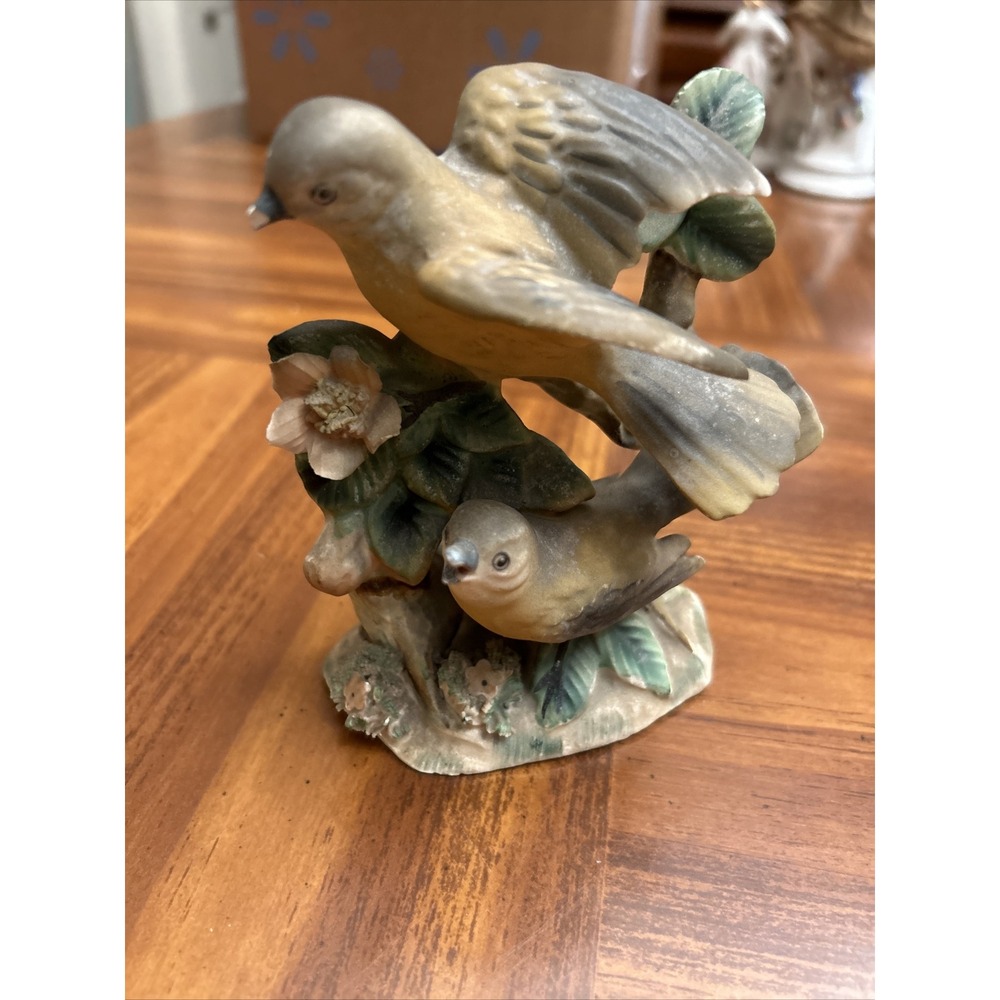 Vintage Kalk Pottery Small Birds Made Japan 8030